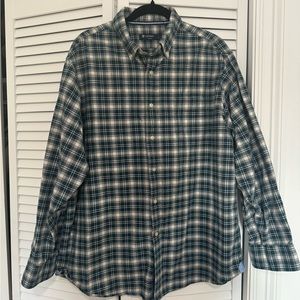 Cremieux Men’s Plaid Button Down Shirt